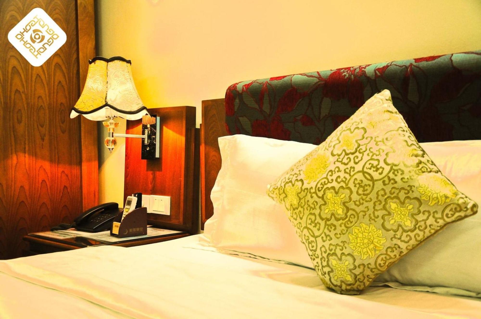 Hoa Hong Hotel 2 - Xa Dan Hanoi Buitenkant foto